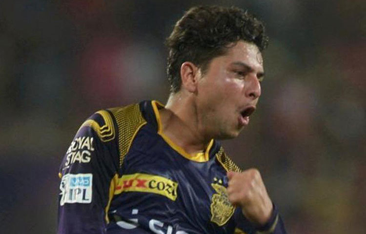 নয় নম্বরে থাকার কথা কুলদীপ যাদবের। চায়নাম্যানের ভেল্কিতে বিপক্ষের কটা উইকেট পড়ে সেটাই দেখার। গত ম্যাচেও দারুণ পারফরম্যান্স ছিল তার। আজকের লড়াই কিছুটা ঋষভ পান্থের সঙ্গেও।