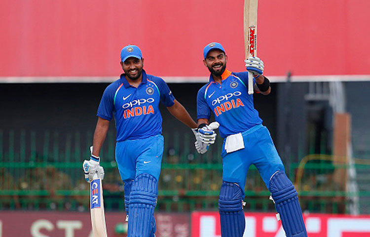 মিডল অর্ডারের ব্যর্থতা: রোহিত-শিখর-বিরাট প্রথম তিন জনের মধ্যে যে কোনো দু’জন সফল হলে দলের রান ভাল জায়গায় চলে যাবে। চাপ না থাকলে মিডল অর্ডারও দারুণ খেলবে। কিন্তু, উল্টোটা হলেই মিডল অর্ডারের কঙ্কালসার চেহারা উন্মুক্ত হয়ে যাচ্ছে। চাপের মধ্যে দলকে এগিয়ে নিয়ে যাওয়ার অভাব দেখা যাচ্ছে মিডল অর্ডারের।