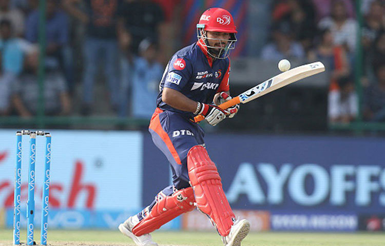 ঋষভ পান্থ: এই মুহূর্তে সবার নজর রয়েছে। বিশ্বকাপে চূন্তান্ত তালিকায় নাম ওঠার সম্ভাবনা রয়েছে। যদিও কিপিং নিয়ে অনেক সমস্যা রয়েছে। আইপিএলে নিজের সেরাটা দিতে হবে।