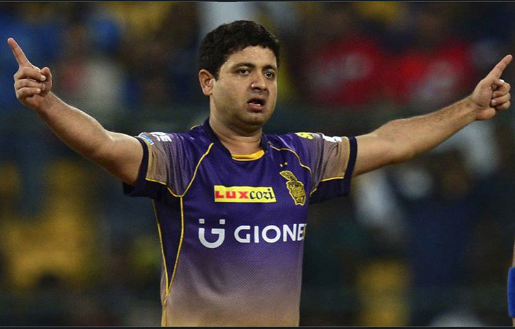 পীযূষ চাওলা: বেশ কয়েক মৌসুম নাইটদের হয়ে খেলছেন। অন্যতম ভরসার ক্রিকেটার এই লেগস্পিনার।