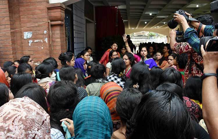 ঢাকা বিশ্ববিদ্যালয় কেন্দ্রীয় ছাত্র সংসদ (ডাকসু) নির্বাচন বর্জনের ঘোষণা দিয়েছে স্বতন্ত্র জোট অরণি-শাফী পরিষদ। ছবি: বিপ্লব দিক্ষিৎ