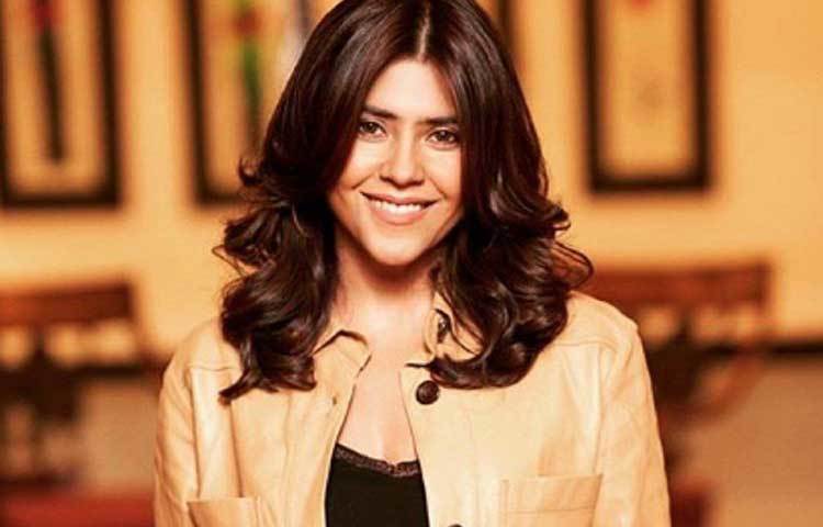 বৃহস্পতিবার অন্ধেরির দ্য সেলিব্রেশনস ক্লাবে পার্টি দিয়েছিলেন একতা। রং, খানা-পিনার এলাহি আয়োজন ছিল সেখানে। সকাল থেকেই চাঁদের হাট বসেছিল।