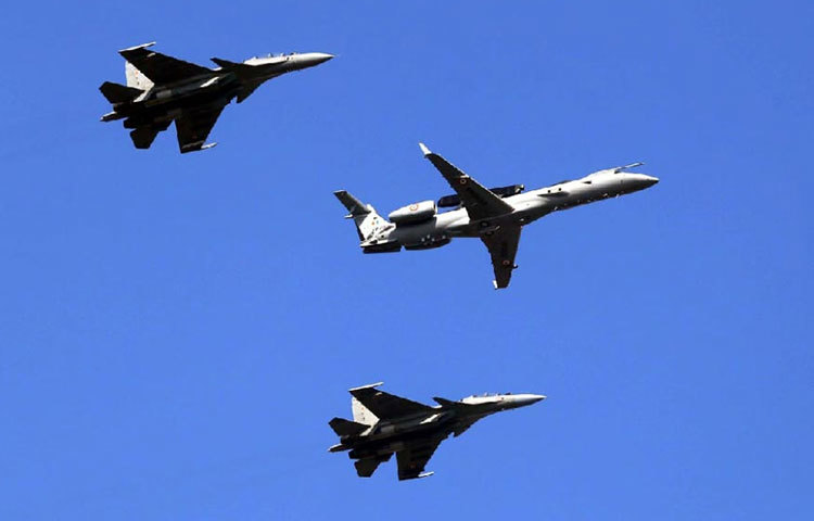 পাকিস্তানের অন্তত ৮০ কিলোমিটারের মধ্যে ঢুকে যায় ভারতীয় যুদ্ধ বিমান।