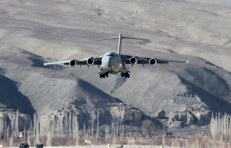 অন্তত ২০০ থেকে ৩০০ জঙ্গি নিহত হয়েছে।