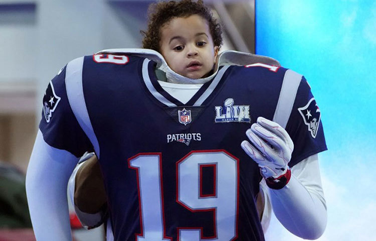 জর্জিয়া ওয়ার্ল কংগ্রেস সেন্টারে।