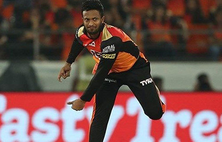 সানরাইজার্স হায়দরাবাদে রয়েছে বাংলাদেশের তারকা শাকিব আল হাসান। ২০ মার্চ পর্যন্ত নিউজিল্যান্ডের সঙ্গে খেলা রয়েছে বাংলাদেশের। রয়েছে এপ্রিলে বিশ্বকাপের প্রস্তুতিও। তাই তিন-চারটির বেশি ম্যাচে তাকে পাবে না দল।