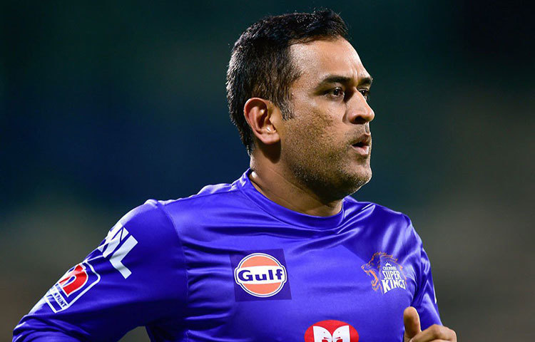 সিএসকে জানিয়েছে, এবারের আইপিএলে চার নম্বরে নামবেন এমএস ধোনি। এখনও পর্যন্ত চেন্নাইকে তিনবার আইপিএল ট্রফি এনে দিয়েছেন মাহি। গতবারের চ্যাম্পিয়ন সিএসকে এবারও নিজেদের দখলে সে ট্রফি রেখে দিতে চাইবে। এবং সেই লক্ষ্যে মাহির ব্যাটিং-কিপিংয়ের পাশাপাশি তার ক্যাপ্টেন্সিও বড় ফ্যাক্টর হবে।