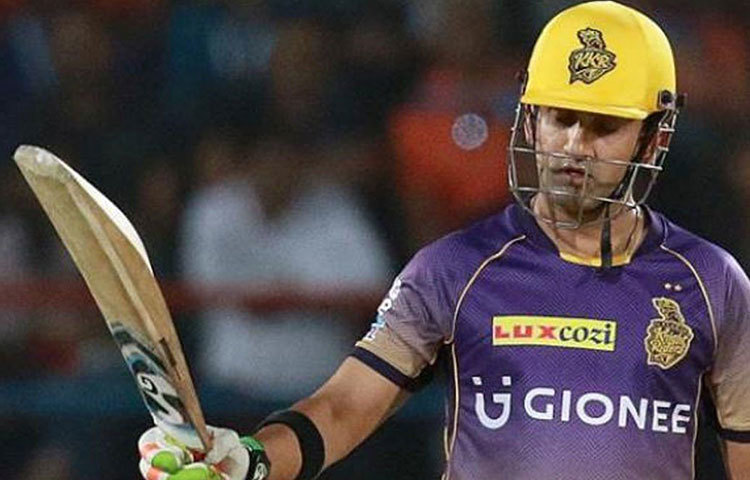 চার নম্বরে রয়েছেন প্রাক্তন নাইট অধিনায়ক গৌতম গম্ভীর। ১৫৪টি ম্যাচ খেলে তার ঝুলিতে রয়েছে ৪২১৭ রান। তার গড় রান ৩১.৮৩।