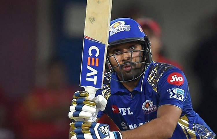 তিন নম্বরে রয়েছেন হিটম্যান রোহিত শর্মা। ১৭৩টি ম্যাচ খেলে তার রান ৪৪৯৩। তার গড় রান ৩১.৮৬।