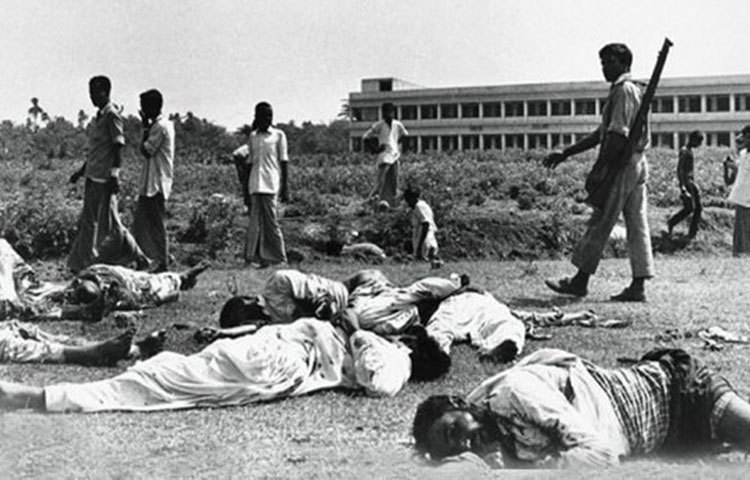 ২৫ মার্চের কালরাতে ভারী অস্ত্র নিয়ে হামলা চালায় পাকিস্তান সেনাবাহিনী। রাতের নির্মম হত্যাযজ্ঞের পরে ২৬ মার্চ থেকে প্রতিরোধ গড়ে তোলে আপামর জনতা।