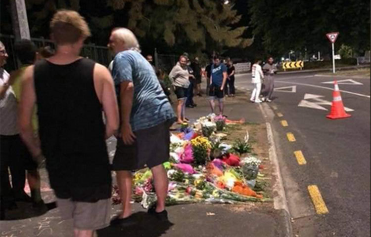 শোকে স্তব্ধ নিউজিল্যান্ডের ক্রাইস্টাচার্চ।