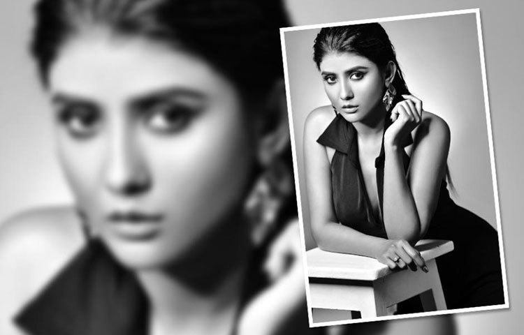 সাদা-কালোয় আবেদনময়ী পার্নো।