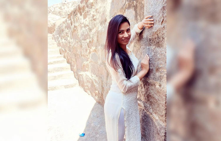 প্রিয়াঙ্কা দে নতুন লুকে।