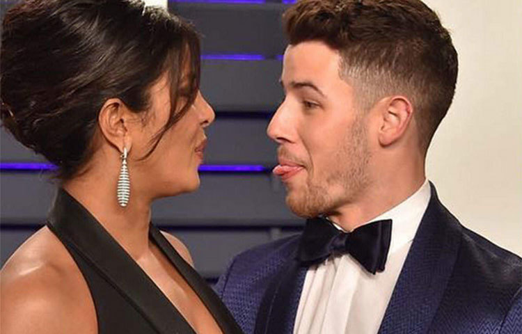 প্রিয়াঙ্কা-নিকের আনন্দে সময় কাটানো মুহূর্ত।