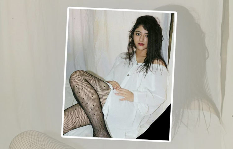 ‘কাসৌটি জিন্দেগি কী’ সিরিয়ালে তিনি বিশেষ ভাবে পরিচিতি পান।