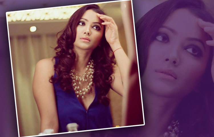 ২০১৪ সালে মধুচক্রের আসর বসানোর জন্য গ্রেফতার হন অভিনেত্রী শ্বেতা বসু প্রসাদ। এক সময়ে ‘মাকড়ি’ (২০০২) ছবির জন্য বেস্ট চাইল্ড অ্যাকট্রেস পুরস্কার পেয়েছিলেন তিনি।