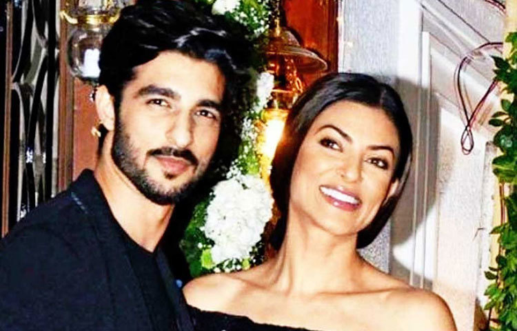 প্রেম করছেন সুস্মিতা সেনও। মডেল রোহমান শালের সঙ্গে চুটিয়ে প্রেম করছেন নায়িকা। সুস্মিতা আর রোহমানের বয়সের ফারাক প্রায় ১৫ বছরের।