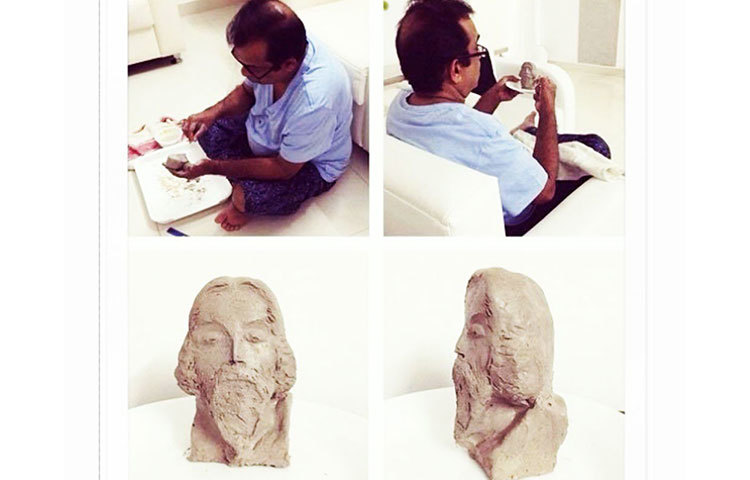 অবসর সময়ে পাথরের মূর্তি তৈরি করেন অভিনেতা। আবার রান্নাও করেন চমৎকার। অভিনেতা রাম চরণ, জুনিয়ার এনটিআর সকলেই তার রান্নার প্রশংসায় পঞ্চমুখ।