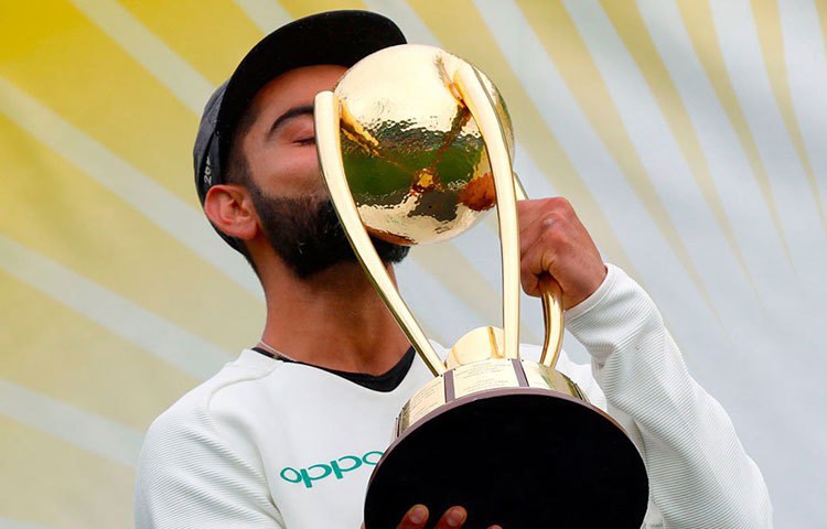 সর্বশেষ সাফল্য বিরাট কোহালির নেতৃত্বে এশিয়ার প্রথম দল হিসেবে অস্ট্রেলিয়ায় সিরিজ জয়। স্বাভাবিকভাবেই প্রথম ভারতীয় অধিনায়ক হিসেবে এই রেকর্ড গড়লেন তিনি।