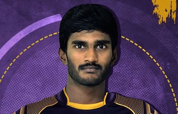 ইয়ারা পৃথ্বীরাজ : এবার এই দলে যোগ দিয়েছেন ইয়ারা পৃথ্বীরাজ। অন্ধ্রের হয়ে রঞ্জি খেলায় প্রথম নজরে আসেন তিনি। বাঁ-হাতি এই পেসারকে ২০ লাখ দিয়ে দলে নিয়েছে কলকাতা।