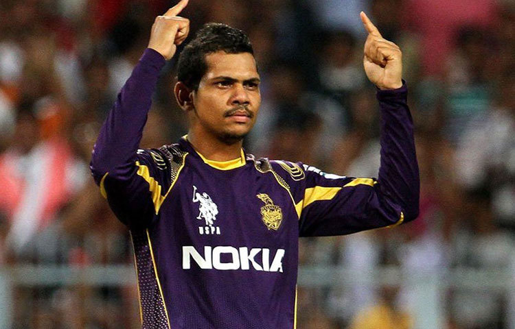 সুনীল নারিন: ওয়েস্ট ইন্ডিজের এই স্পিনার অলরাউন্ডার কেকেআর-এর বড় সম্পদ। বলের পাশাপাশি ব্যাট হাতেও কার্যকর ভূমিকা নিতে দেখা যায় তাকে। গতবার ১৬টি ম্যাচে ৩৫৭ রান করেছিলেন, নিয়েছিলেন ১৭টি উইকেট। প্রয়োজনে ইনিংস শুরু করার ক্ষমতা আছে। দ্রুত রান করতে পারেন।