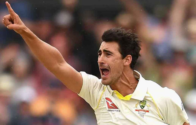 এরপর রয়েছেন অস্ট্রেলিয়ার মিচেল স্টার্ক। ৫২তম ম্যাচে ১০০টি উইকেট পেয়েছিলেন তিনি। শততম উইকেটটি পান ২০১৬ সালের ২১ অগস্ট, শ্রীলঙ্কার বিরুদ্ধে কলম্বোতে।