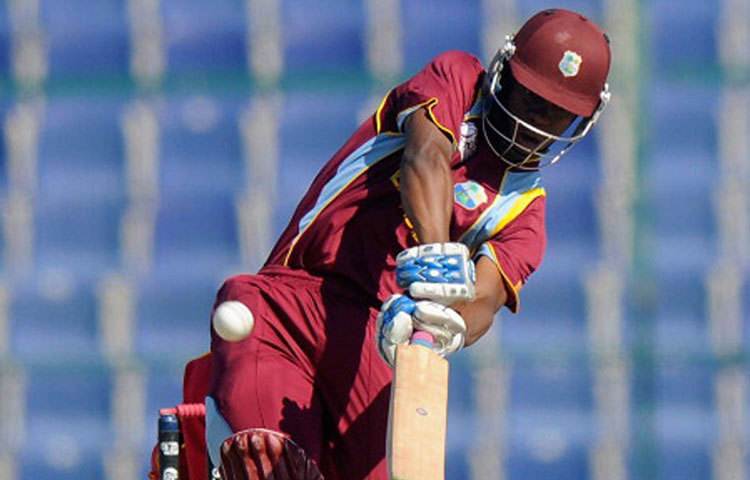 শিমরন হেটমায়ার : সম্প্রতি ভারতের বিরুদ্ধে হেটমায়ারের ভূমিকার প্রশংসা শোনা গিয়েছিল বিশেষজ্ঞদের মুখে। যে কোনো মুহূর্তে দ্রুত রান তুলে ম্যাচের গতিপথ পাল্টে দেওয়ার ক্ষমতা রয়েছে।