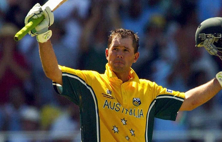 বিরাটের পরে তিন নম্বরে রয়েছেন রিকি পন্টিং। অস্ট্রেলিয়ার প্রাক্তন অধিনায়ক পন্টিং বহু দিন অবসর নিয়েছেন। তিনি ৩৬৫টি ইনিংসে ১৩৭০৪ রান করেছেন, সর্বোচ্চ রান ১৬৪। গড় ৪২.০৩, স্ট্রাইক রেট ৮০.৩৯, মোট সেঞ্চুরি ৩০।