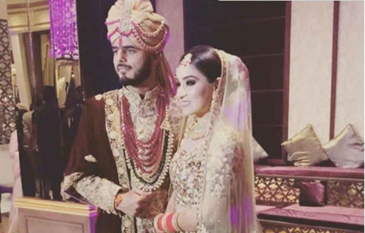 রাজপুত মতের সব আচার-অনুষ্ঠান মেনেই সাচিকে বিয়ে করেন নীতিশ। কেকেআর-এর অফিসিয়াল টুইটার হ্যান্ডেলেও এই দুই দম্পতিকে শুভেচ্ছা জানিয়ে টুইট করা হয়।