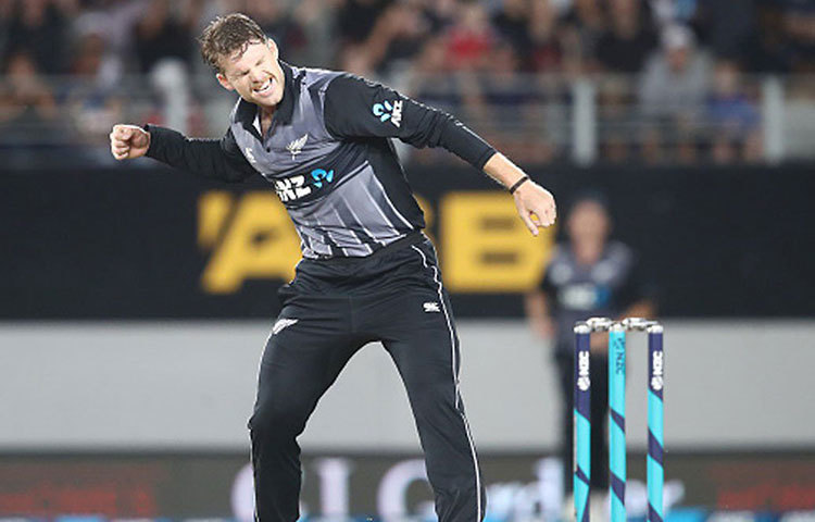 লকি ফার্গুসন : দেশের হয়ে চল্লিশের বেশি টি-২০ ম্যাচ খেলেছেন। বোলিং গড় ২৬-এর সামান্য বেশি।