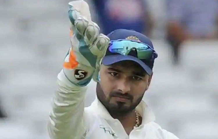 রিশাভ পান্ত : ইংল্যান্ডে টেস্ট অভিষেকের পর আটটি টেস্টে ৫৩৭ রান করেছেন পন্থ। গড় ৩৮.৩৫। ২১ বছরের উইকেটকিপার-ব্যাটসম্যান অস্ট্রেলিয়ার বিরুদ্ধে টেস্ট সিরিজে অতীতের একাধিক রেকর্ড ভেঙে দিয়েছেন।