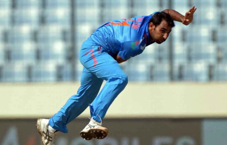 তালিকায় ব্রেট লির পরেই জায়গা করে নিলেন মহম্মদ শামি। ৫৬ তম ম্যাচে ২০১৯ সালের ২৩ জানুয়ারি ১০০টি উইকেটের অধিকারী হলেন শামি।