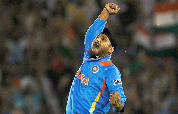 হরভজন সিং : ২০১১ সালের বিশ্বকাপে তিনি ছিলেন দ্বিতীয় সর্বোচ্চ উইকেট-টেকার। বর্তমানে আন্তর্জাতিক বা ফার্স্ট-ক্লাস ক্রিকেট না খেললেও, আইপিএল-এ তিনি খুবই সক্রিয়।