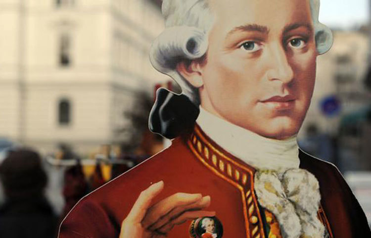 ভল্ফগাং আমেডিয়াস মোৎসার্ট : ‘আমি ওষ্ঠে মৃত্যুর স্বাদ পাচ্ছি, যা অপার্থিব।’