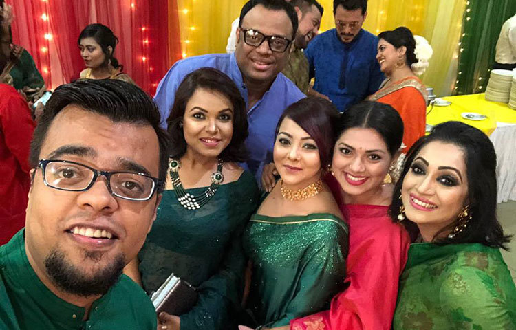 ফারিয়ার বিয়ের অনুষ্ঠানে শোবিজ অঙ্গনের তারকারা।