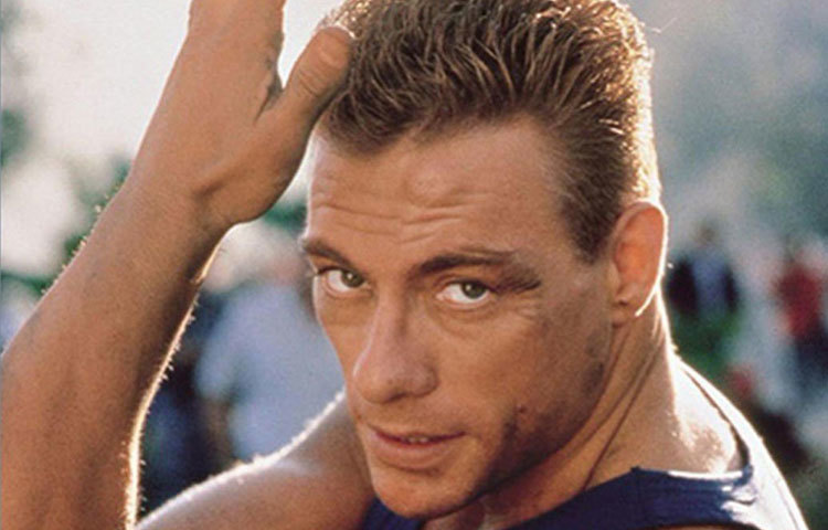 জঁ ক্লড ভ্যান ডামের সম্বন্ধে আলাদা করে কিছু বলার নেই। প্রায় সমস্ত ফিল্ম অনুরাগীরই পরিচিত তিনি। তার সঙ্গে কাজ করার ইচ্ছা অনেক হলিউড অভিনেতাদেরই। কিন্তু জানেন কি কোন বলিউড অভিনেতার সঙ্গে ভ্যান ডাম কাজ করতে চান?