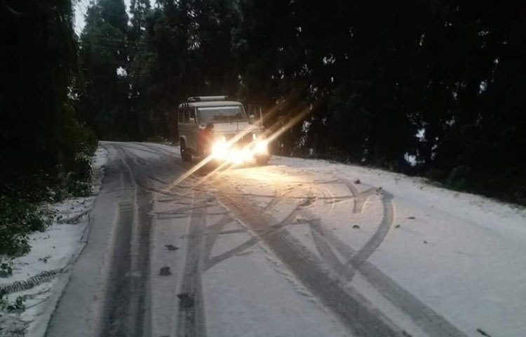 দার্জিলিংয়ের সর্বনিম্ন তাপমাত্রা নেমেছে ১ ডিগ্রি সেলসিয়াসে।