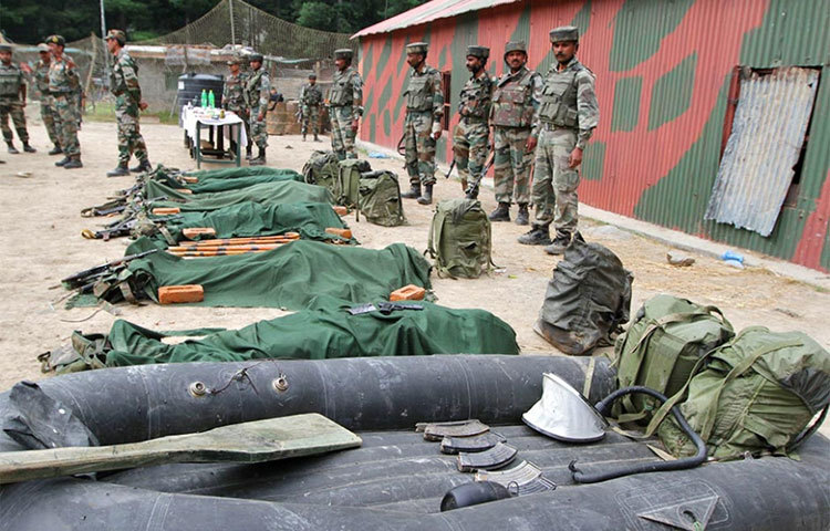 এই আঘাতের ফলে লুকিয়ে থাকা জঙ্গিদের নিকেশ করা সম্ভব হবে।