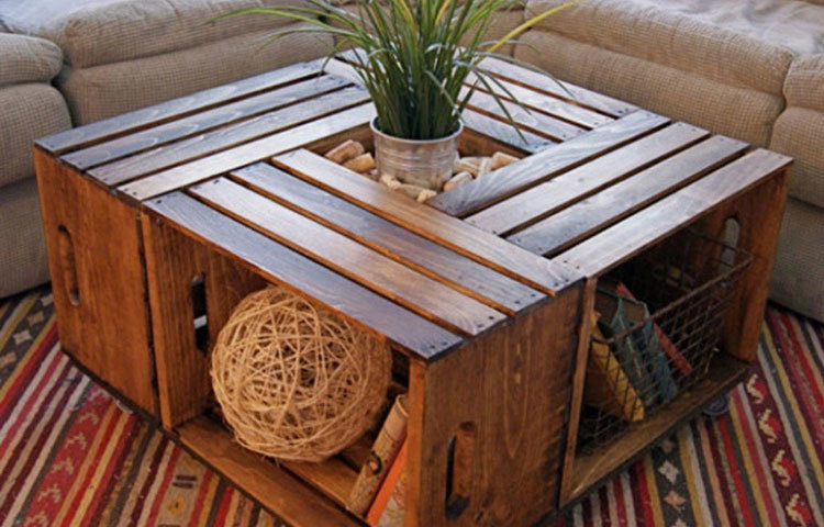 কফি দিয়ে কাঠের আসবাবপত্রও খুব ভালো পরিষ্কার করা যায়। কফি ঠান্ডা করে একটি কাপড়ের সাহায্যে সেটা কাঠের আসবাবের উপরে লাগিয়ে দিন। পরিষ্কারও যেমন হবে, একই সঙ্গে আসবাবের রংও ফিরে পাবেন।