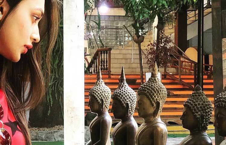 মিমির কথায়, তার প্রথর্না করার মতো ধৈর্য নেই। তবে ইউটিউবে বৌদ্ধদের প্রার্থনার একটি স্ত্রোত্র শুনে হঠাৎ তার মন কতটা বদলে গিয়েছে সেকথা ইনস্টাগ্রামে শেয়ার করেছেন মিমি।