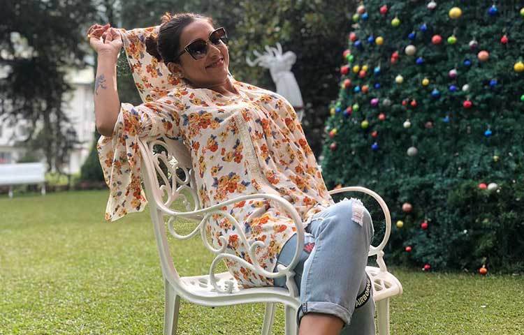 শান্তিপূর্ণ জীবন কাটানোর জন্য অন্যান্যরাও চাইলে তার এই বৌদ্ধ স্ত্রোত্র পাঠ করতে পারেন বলে পরামর্শ দিয়েছেন মিমি।