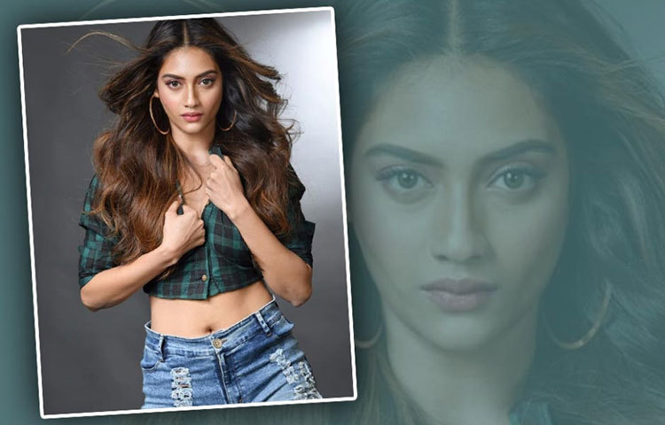 তারপরই টলিউডে পা রাখা নুসরাতের।