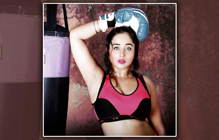 গ্লামারাস এই অভিনেত্রীকে ভবিষ্যতে বলিউডের সিনেমাতেও দেখা যেতে পারে।