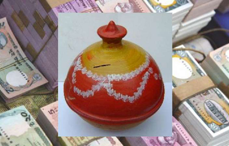 প্রথম সপ্তাহে বেশি খরচ হয়ে গেলেই অবশ্যই পিগি ব্যাঙ্কে বা লক্ষ্মী ভাণ্ডারে টাকা জমান।