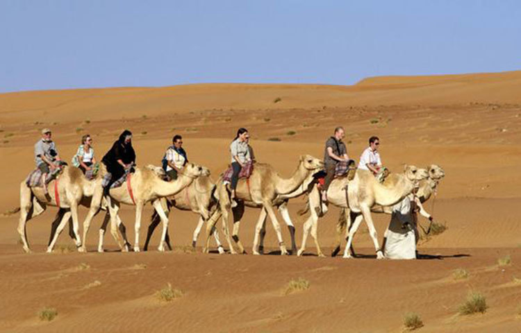 ওমান: মরুভূমির শহর ওমানেও রেললাইনের কোনো চিহ্ন নেই, যদিও পৃথিবীর অনেক দেশেই মরুভূমির উপর দিয়ে রেললাইন বসানো হয়েছে।