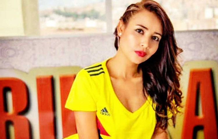 তার নাম ইউডি পিনেডা। কলম্বিয়া তোলপাড় ২৮ বছরের এই মহিলাকে নিয়ে। ১৩ জানুয়ারি মুক্তি পাবে তার প্রথম পর্নছবি। পিনেডার ভাষায়, ‘আর্টিস্টিক পর্নফিল্ম’। কিন্তু এই পিনেডার অতীত কিন্তু একেবারেই অন্যরকম। সেই ইতিহাসের পাতাগুলোতেই চোখ বুলিয়ে নেওয়া যাক।