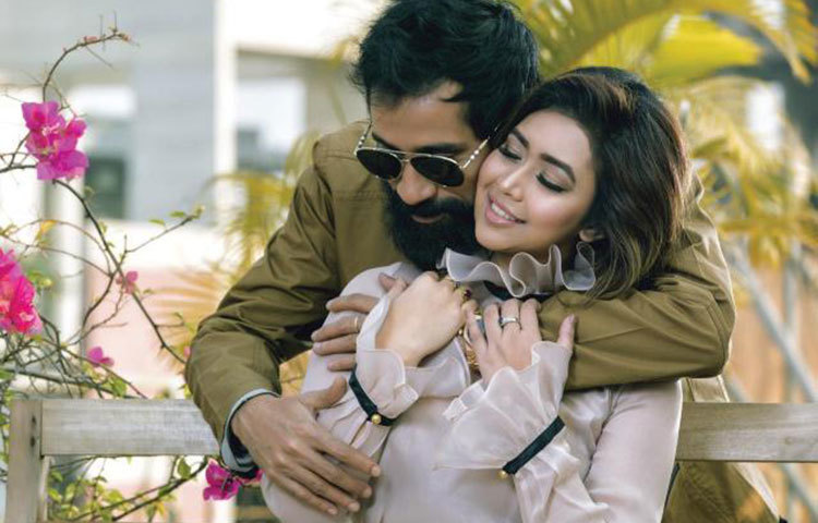 নিজেদের সম্পর্ক নিয়ে অনিমেষ-ভাবনা জানান, এখন তারা দুজন দুজনের ভালোবাসার মানুষ। এই বন্ধুত্ব ও ভালোবাসার এই সম্পর্ক নিয়ে তারা দুজন পাড়ি দিতে চান বহু দূরের পথ।