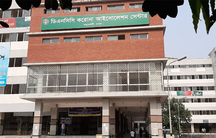 ১ হাজার শয্যাবিশিষ্ট এই হাসপাতালে ১০০টি আইসিইউ শয্যা এবং ১১২টি এইচডিইউ থাকবে। এটিই হবে করোনা চিকিৎসায় সবচেয়ে বড় হাসপাতাল। ছবি: মুসা আহমেদ