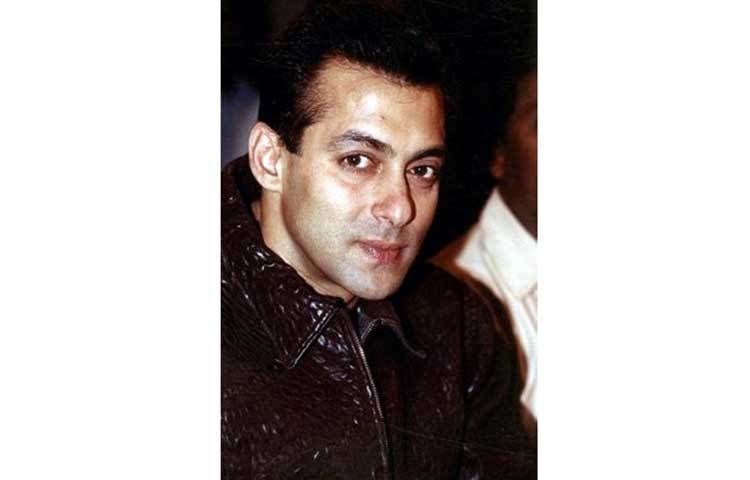 প্রভুদেবার ‘ওয়ান্টেট’ ছবিই সালমানের ক্যারিয়ারের ঘুরে দাঁড়ানোর মূহূর্ত।