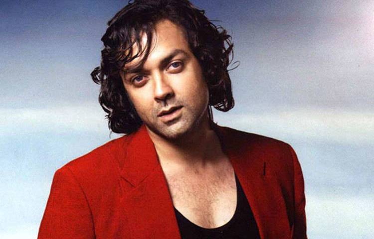 স্টারজম হারানোর জেরে হতাশা যে তাকে গ্রাস করেছিল, একথাও তিনি জানিয়েছিলেন। সেই হতাশা কাটাতে নেশায় আসক্ত হয়ে পড়েন ববি।